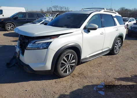 2023 Nissan Pathfinder Platinum 4Wd z USA, uszkodzony, nr VIN 5N1DR3DJ6PC237057